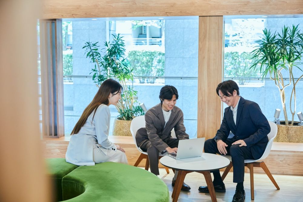 FREEDOM X株式会社